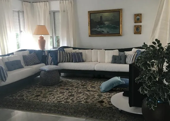 Villa Mimosa *